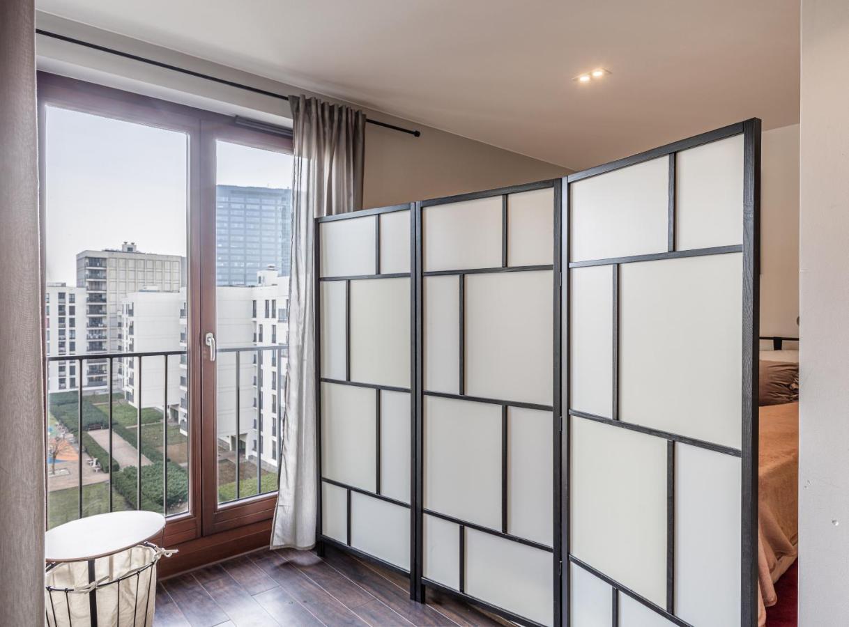 Spacious Studio Ac View Pokorna 2 Parking Varşovia Exterior foto